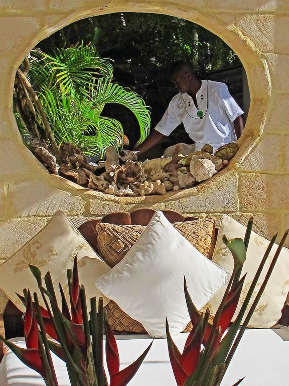 Afrochic Diani Hotel Ukunda Szoba fotó