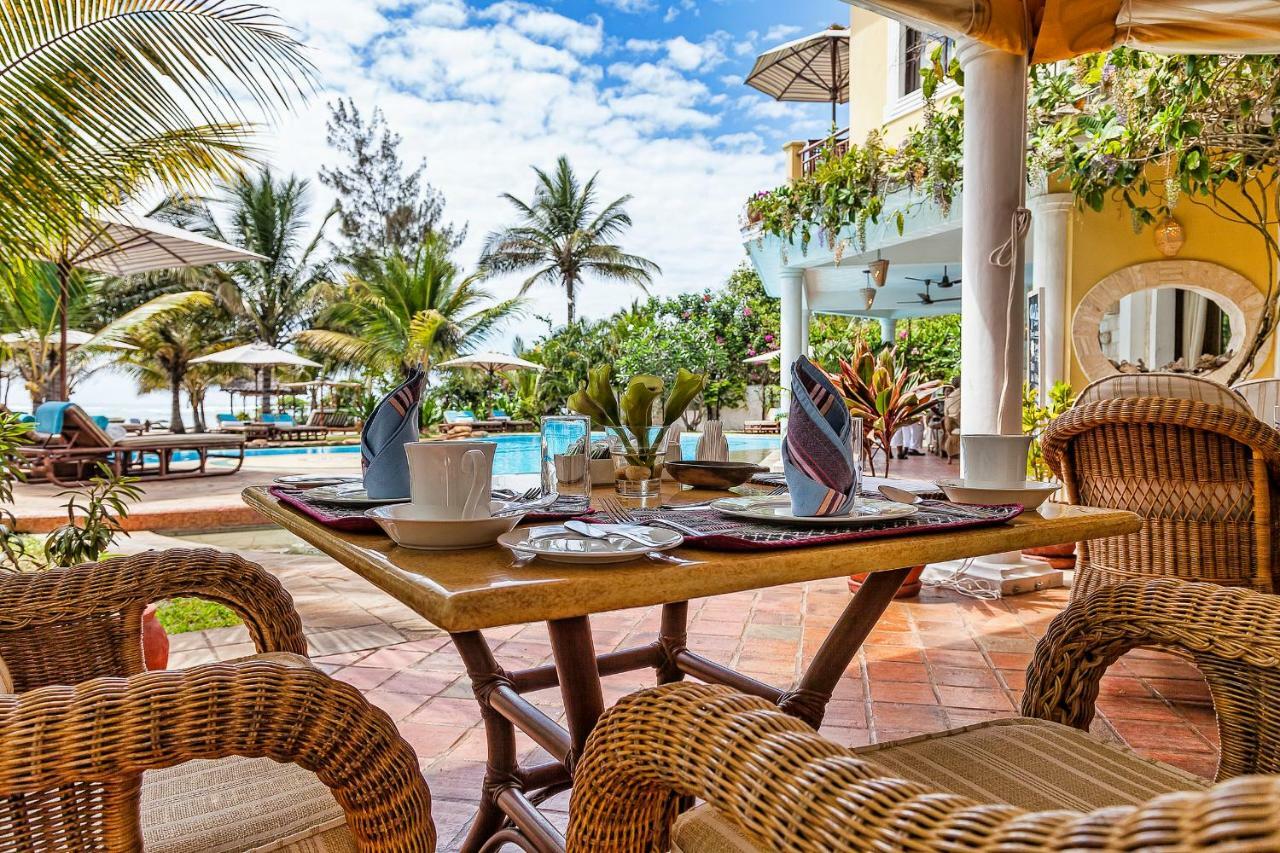 Afrochic Diani Hotel Ukunda Kültér fotó